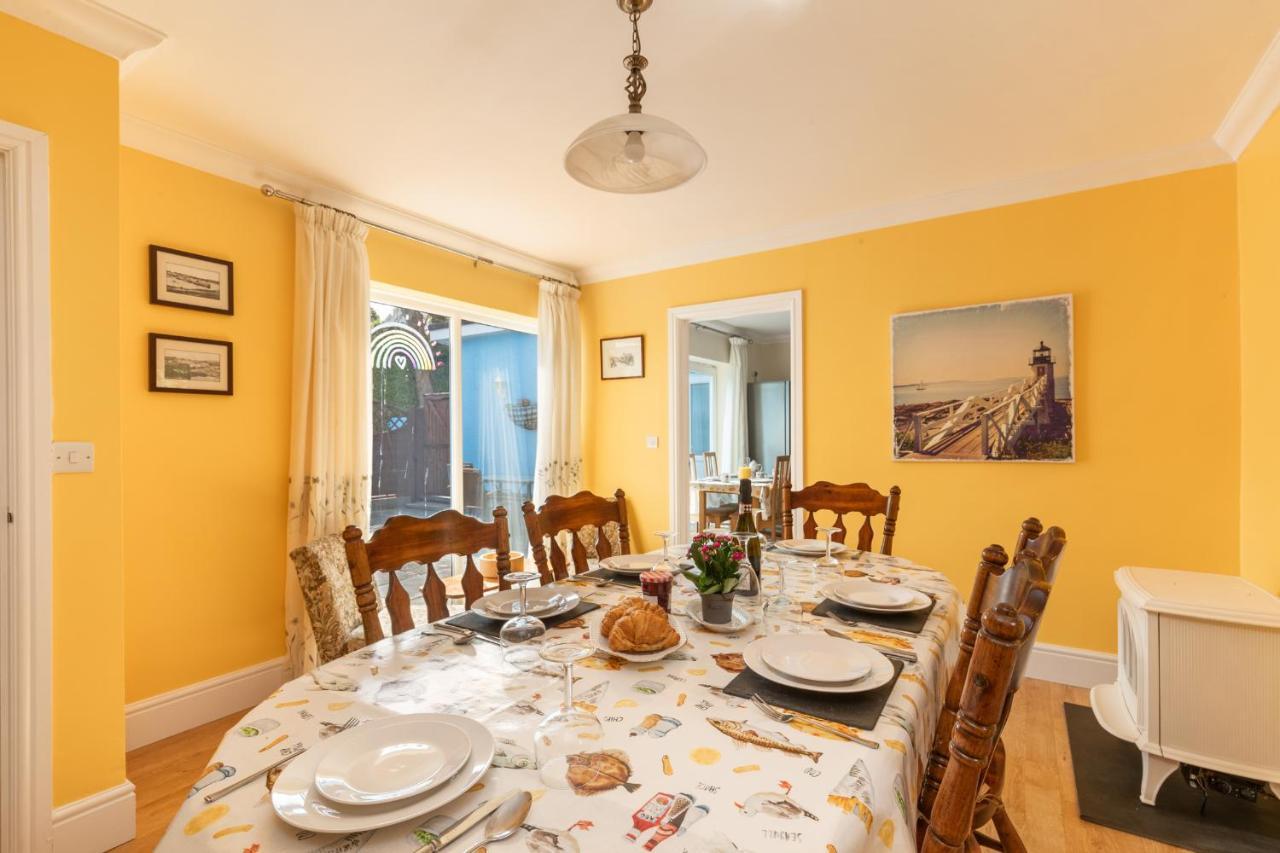 Sunningdale - Beach Side Cottage, Sea Views, Parking Saundersfoot Esterno foto