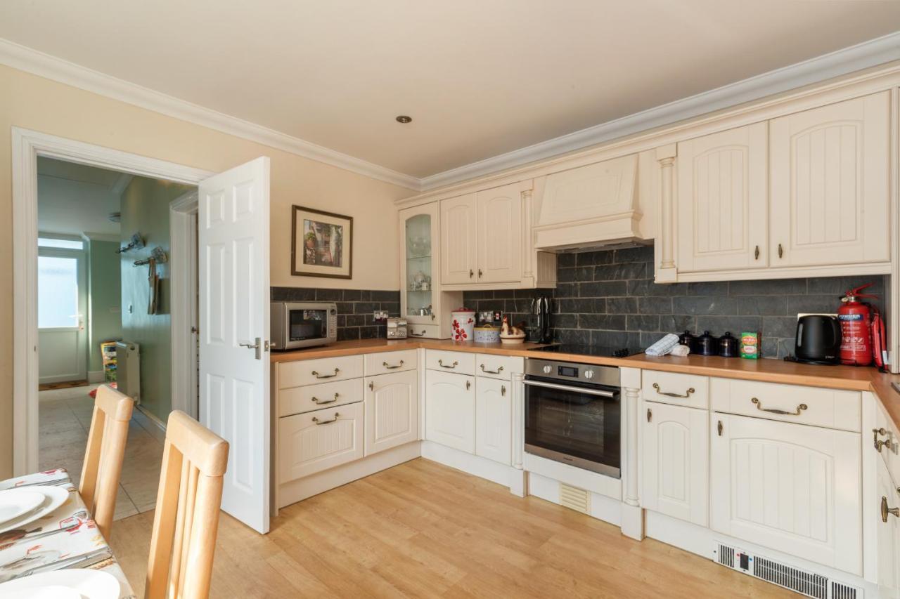 Sunningdale - Beach Side Cottage, Sea Views, Parking Saundersfoot Esterno foto