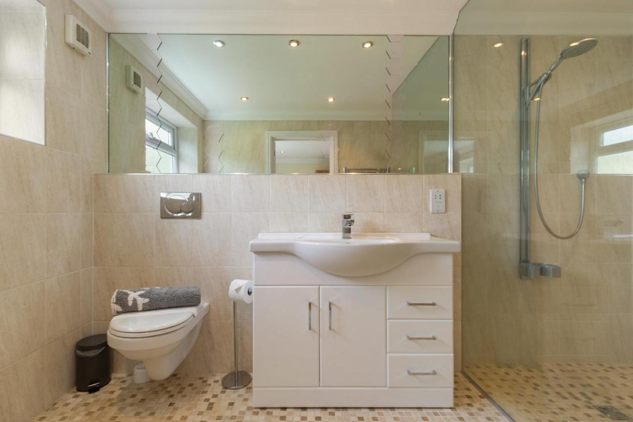 Sunningdale - Beach Side Cottage, Sea Views, Parking Saundersfoot Esterno foto